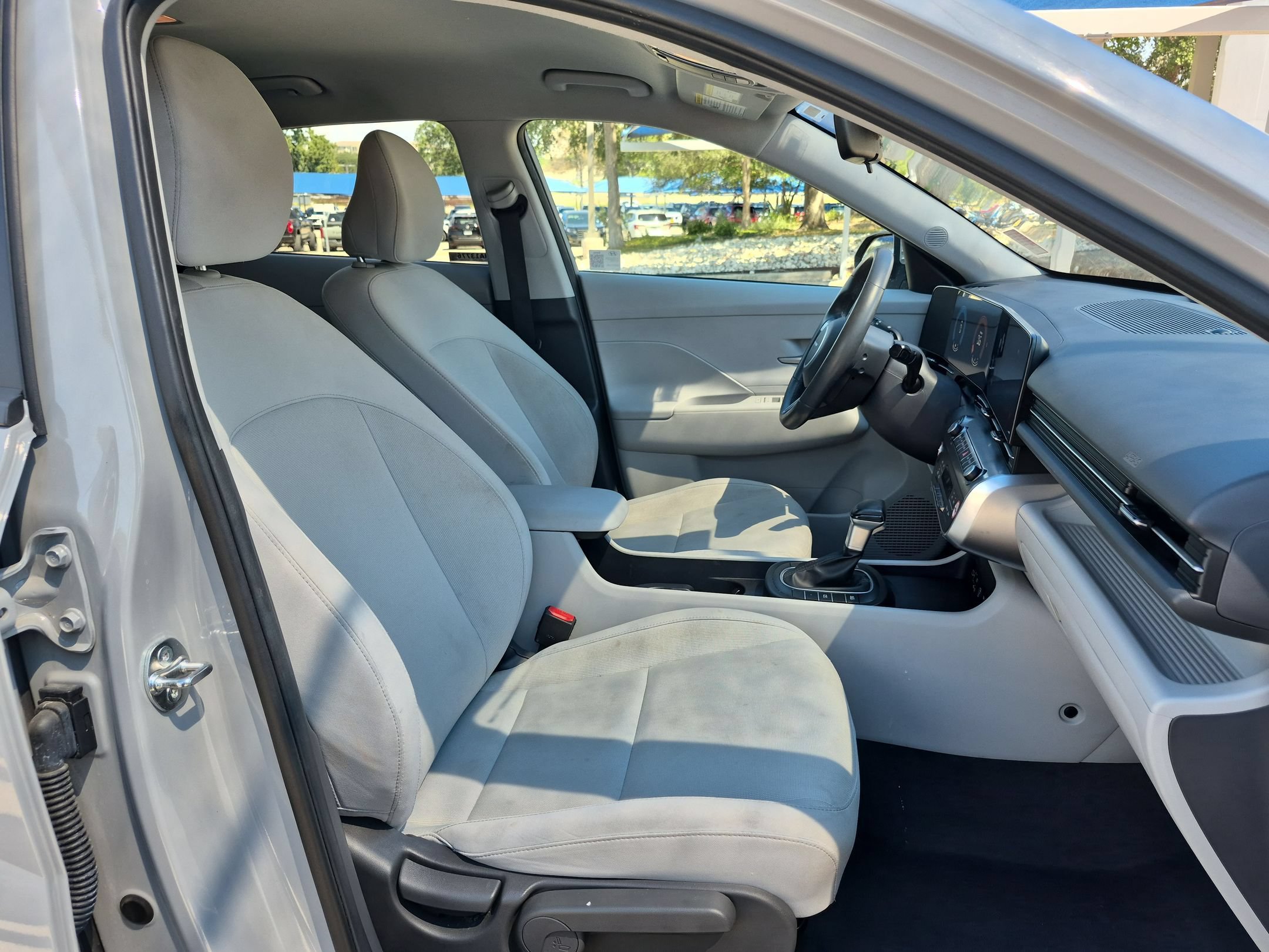 Used 2024 Hyundai Kona SEL AWD/4WD image 25