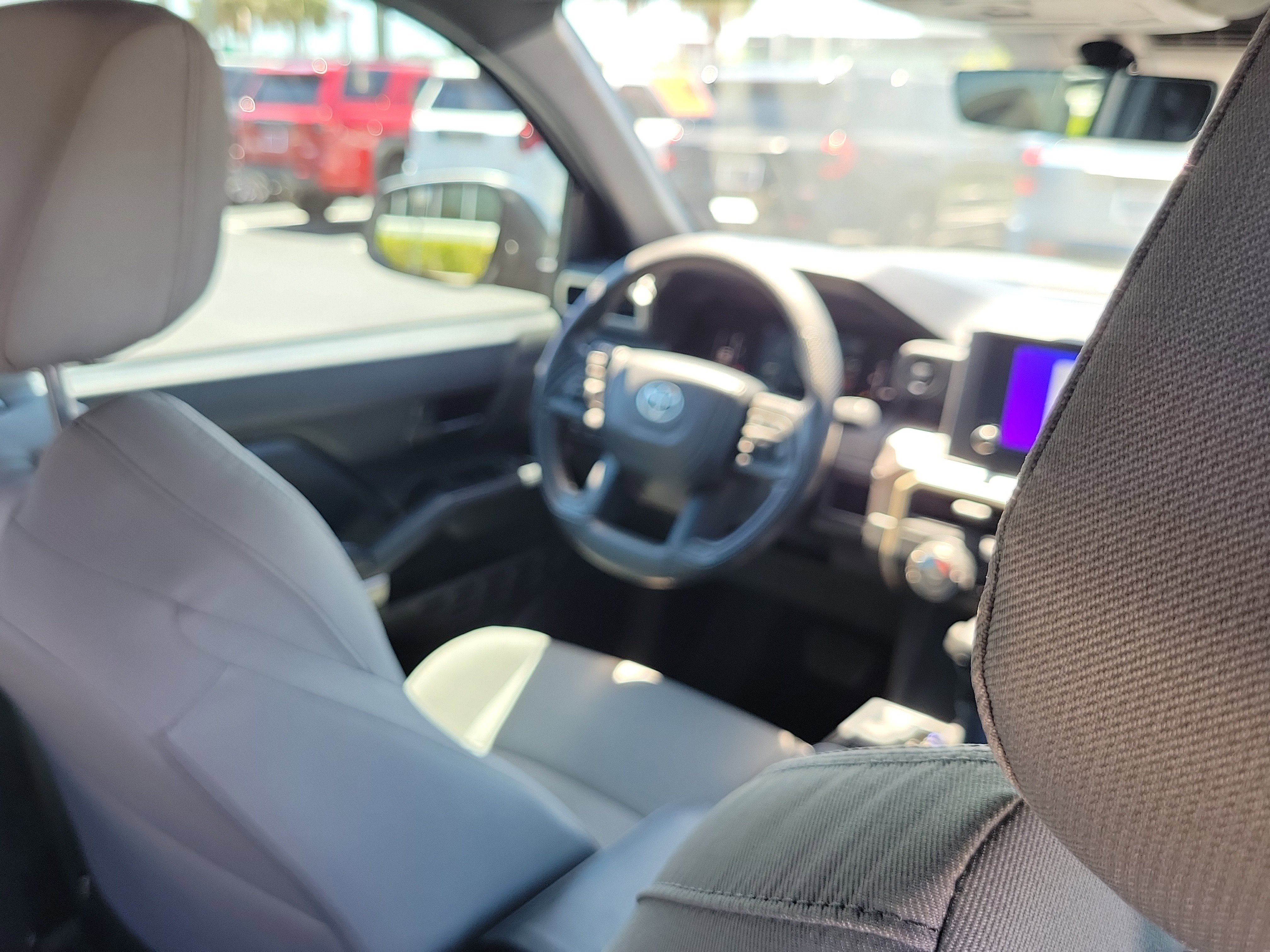 Used 2024 Toyota Tacoma SR5 AWD/4WD image 14