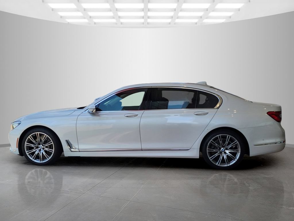 Used 2017 BMW 740i RWD image 8
