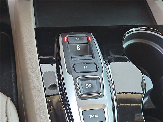 Used 2019 Honda Pilot Touring image 11