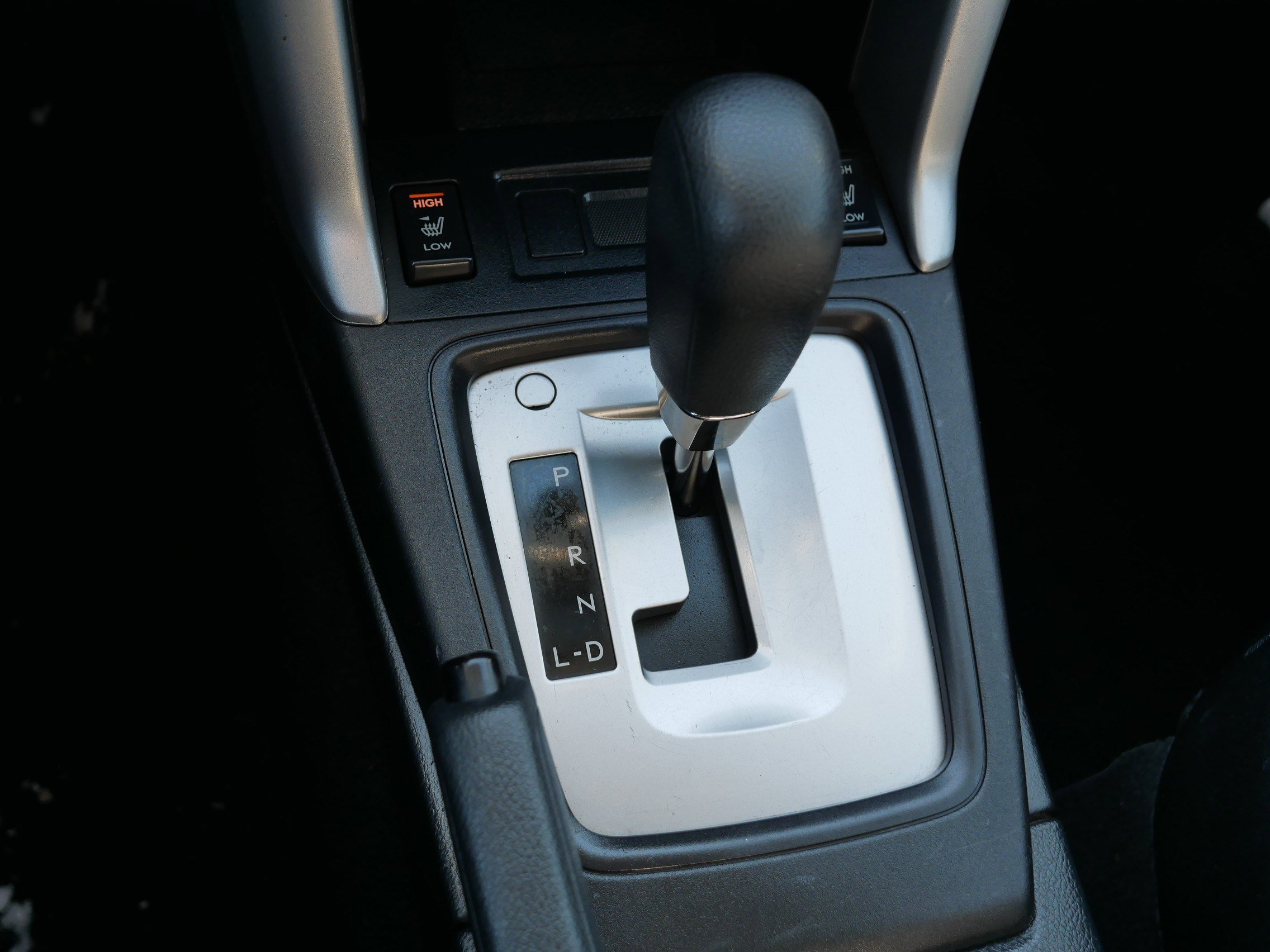 Used 2015 Subaru Forester 2.5i Premium w/ All-Weather Package image 24