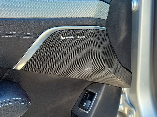 Used 2017 Mercedes-Benz SL 550 w/ Driver Assistance Package image 15