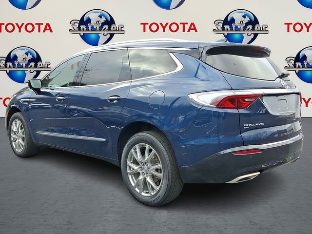 Used 2023 Buick Enclave Essence w/ Experience Buick Package image 5