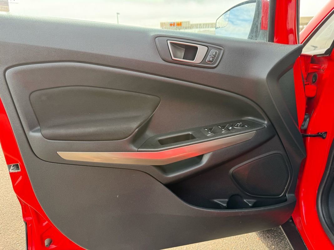 Used 2020 Ford EcoSport SE image 13