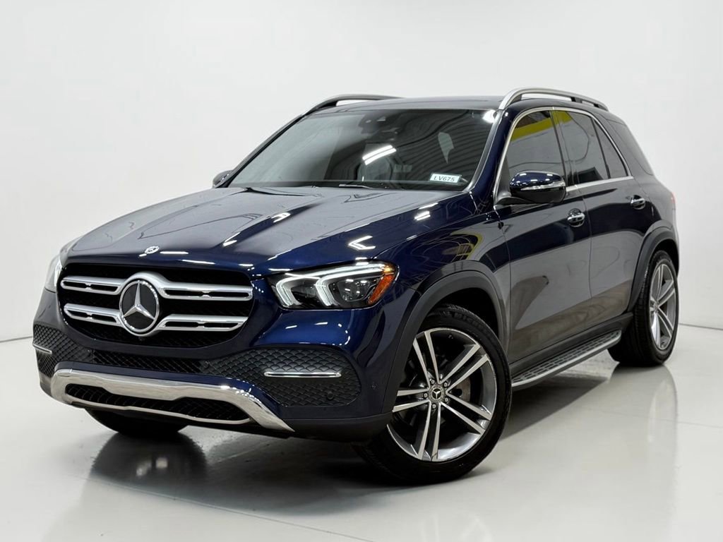 Used 2022 Mercedes-Benz GLE 350 4MATIC w/ Premium Package image 2