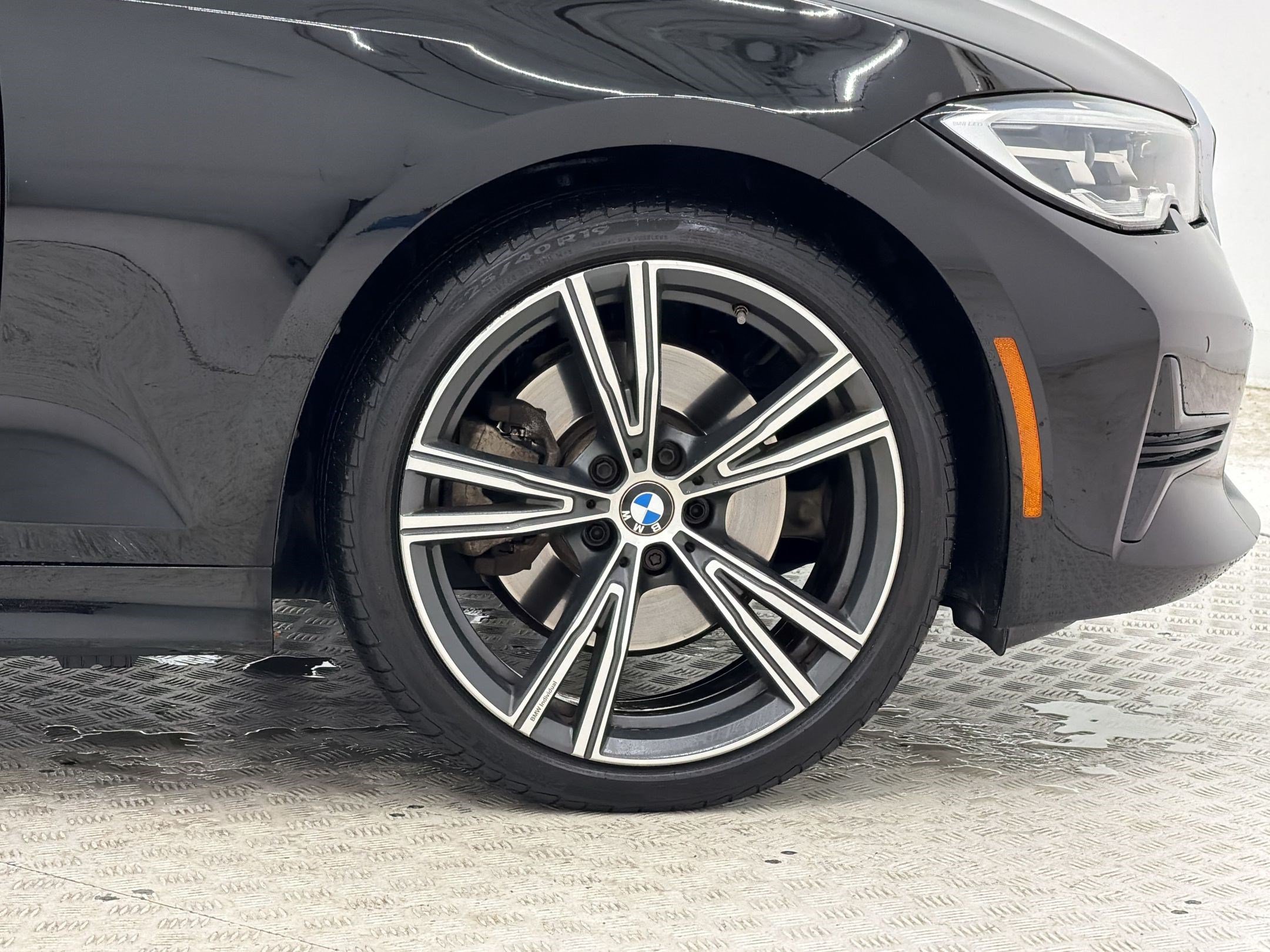 Used 2022 BMW 330i Sedan w/ Convenience Package RWD image 13