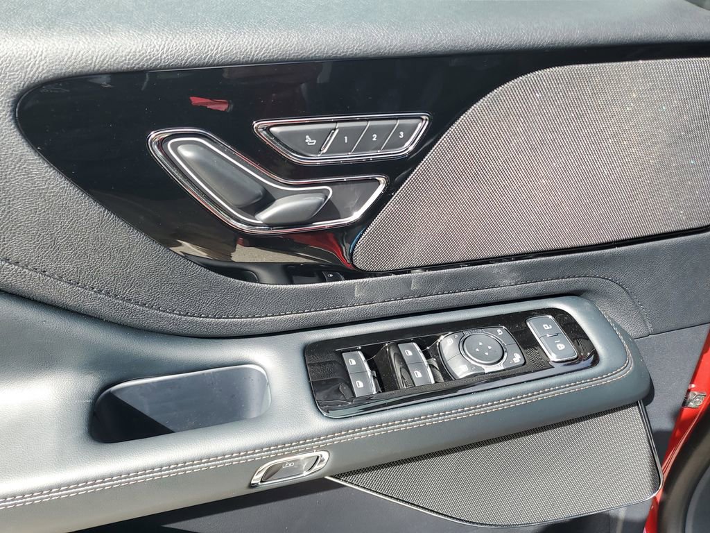 New 2025 Lincoln Aviator 2WD w/ Jet Appearance Package image 20
