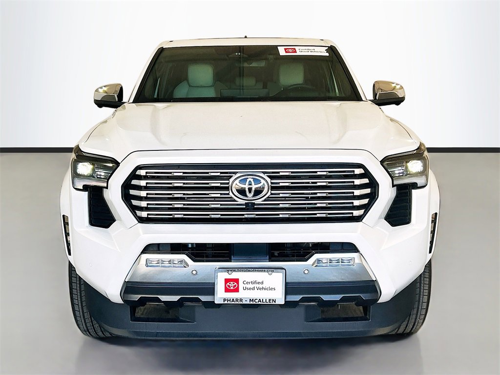 Used 2025 Toyota Tacoma TRD Sport image 2