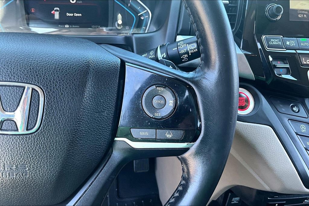 Used 2018 Honda Odyssey Touring image 12