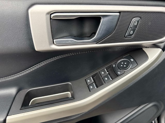 Used 2021 Ford Explorer XLT RWD image 21
