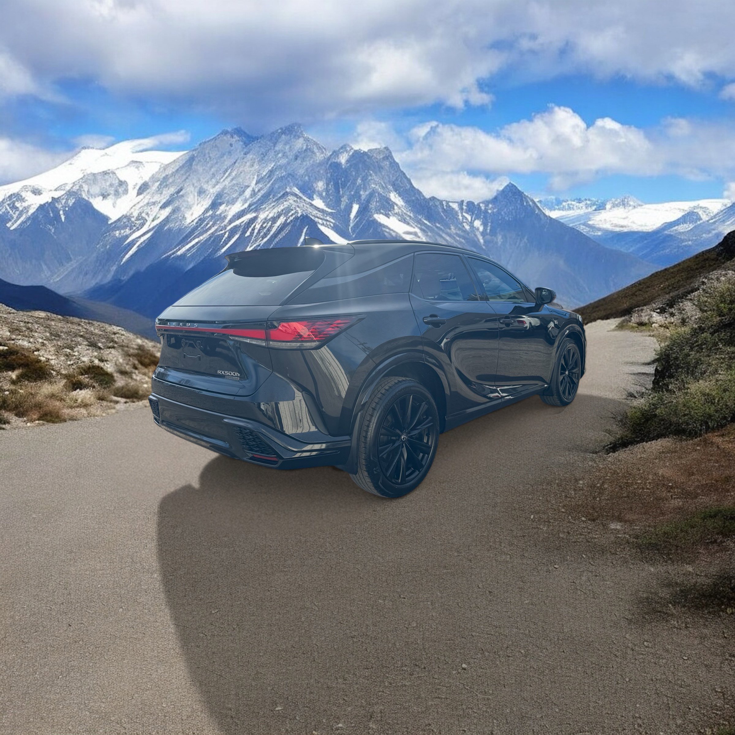 Used 2023 Lexus RX 500h F Sport w/ Accessory Package (Z1) image 5