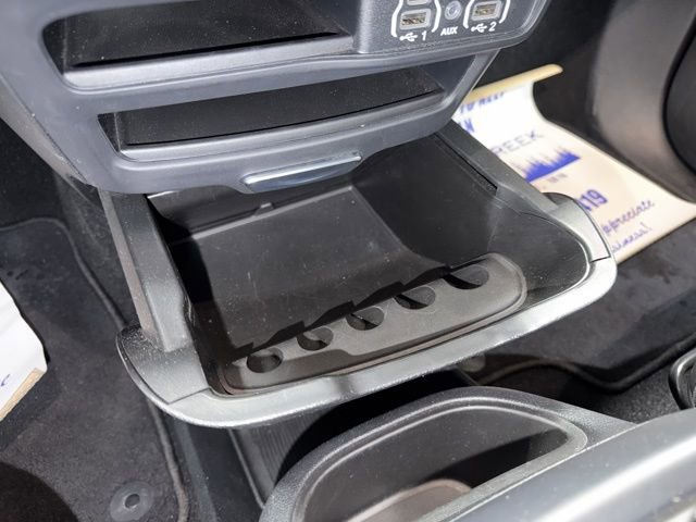 Used 2025 Chrysler Pacifica Select image 22