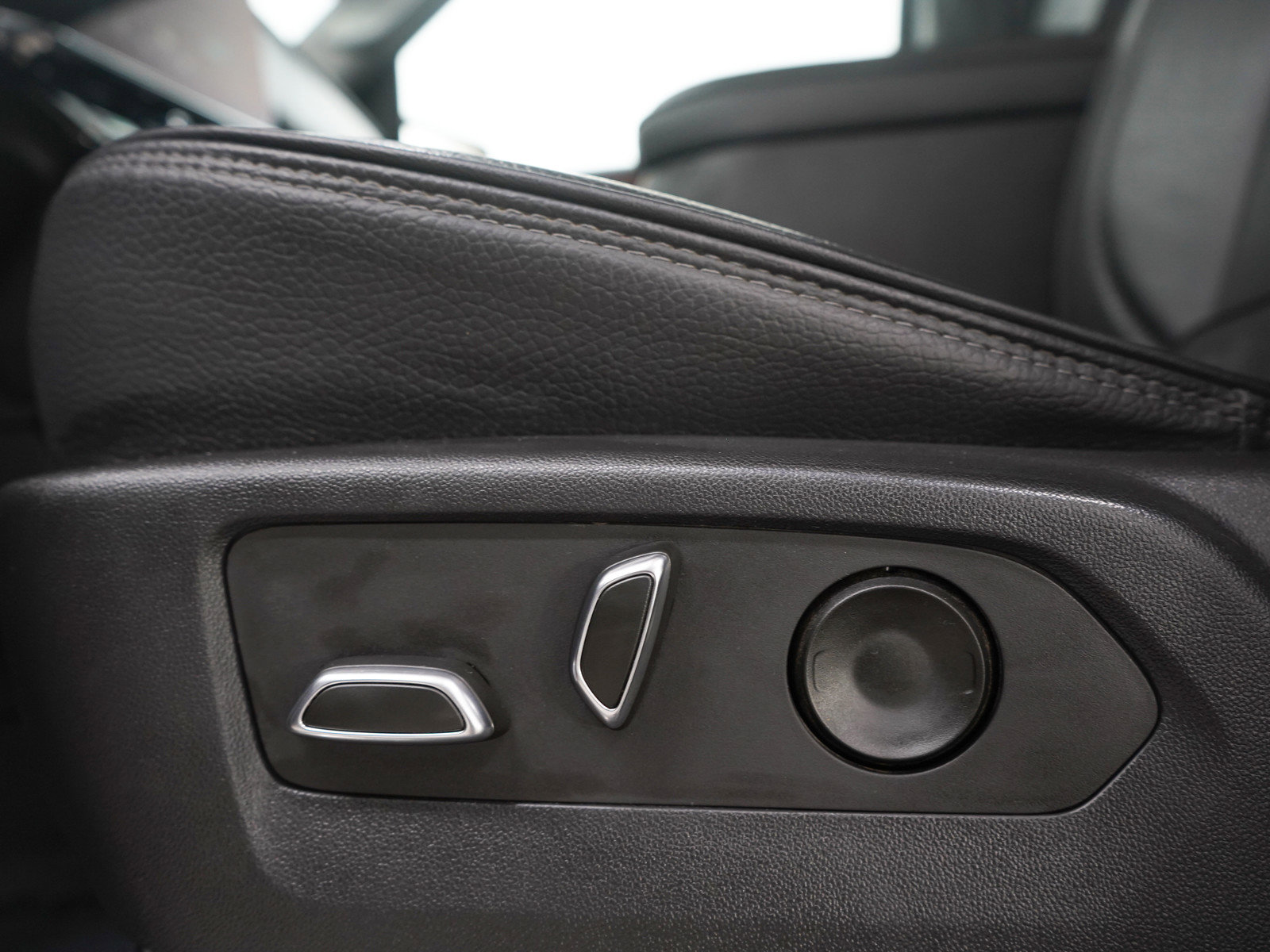 Used 2023 GMC Sierra 1500 Denali w/ Technology Package image 22