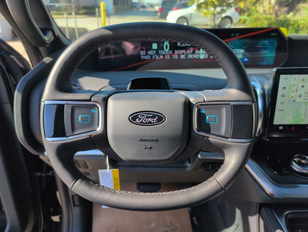 New 2026 Ford Expedition Platinum w/ Stealth Appearance Package image 32