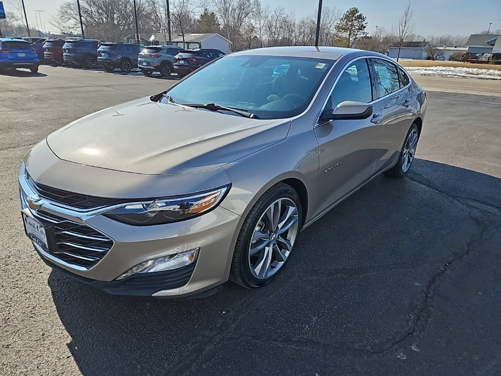 Used 2025 Chevrolet Malibu LT FWD image 7