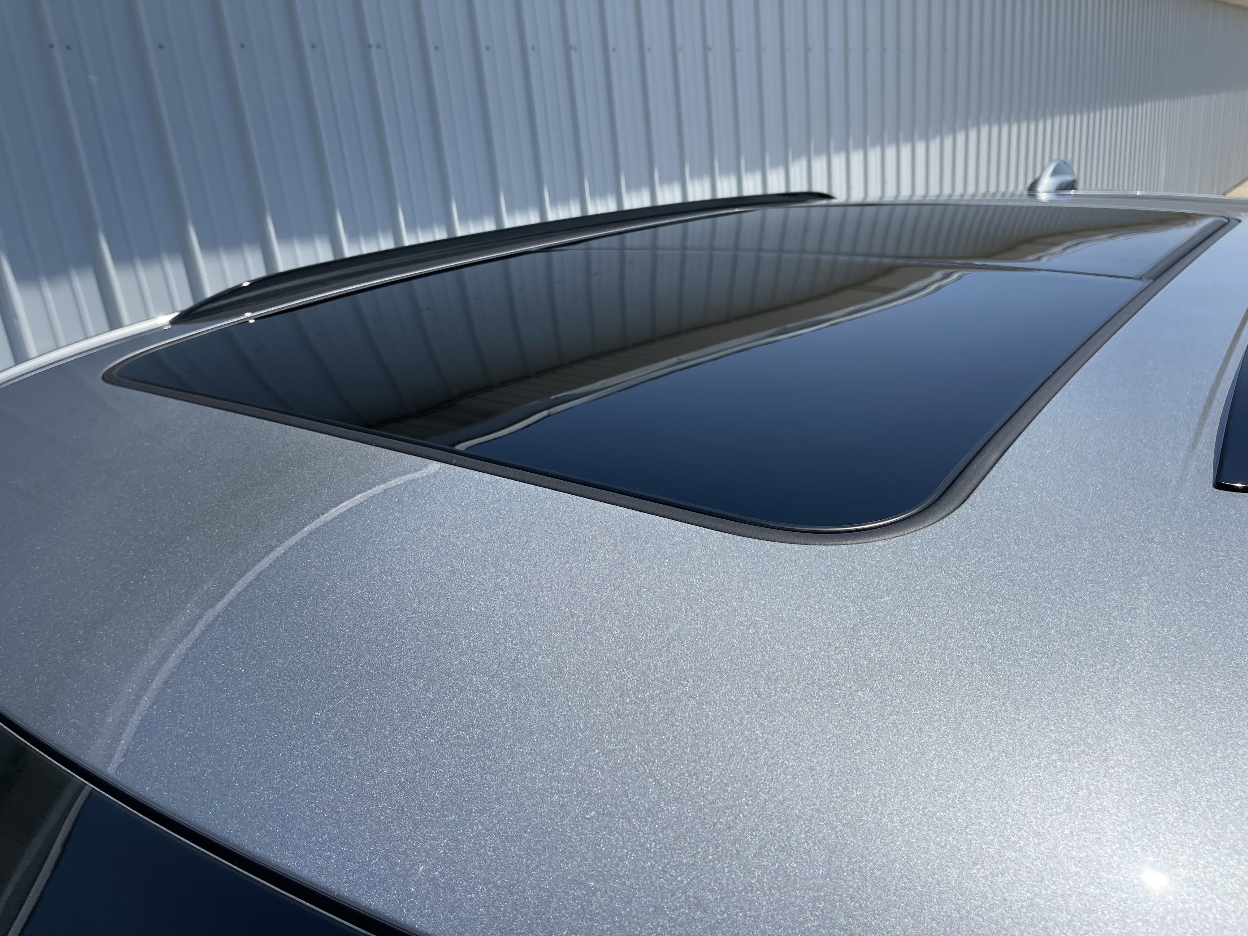 New 2026 Cadillac Vistiq Sport image 9