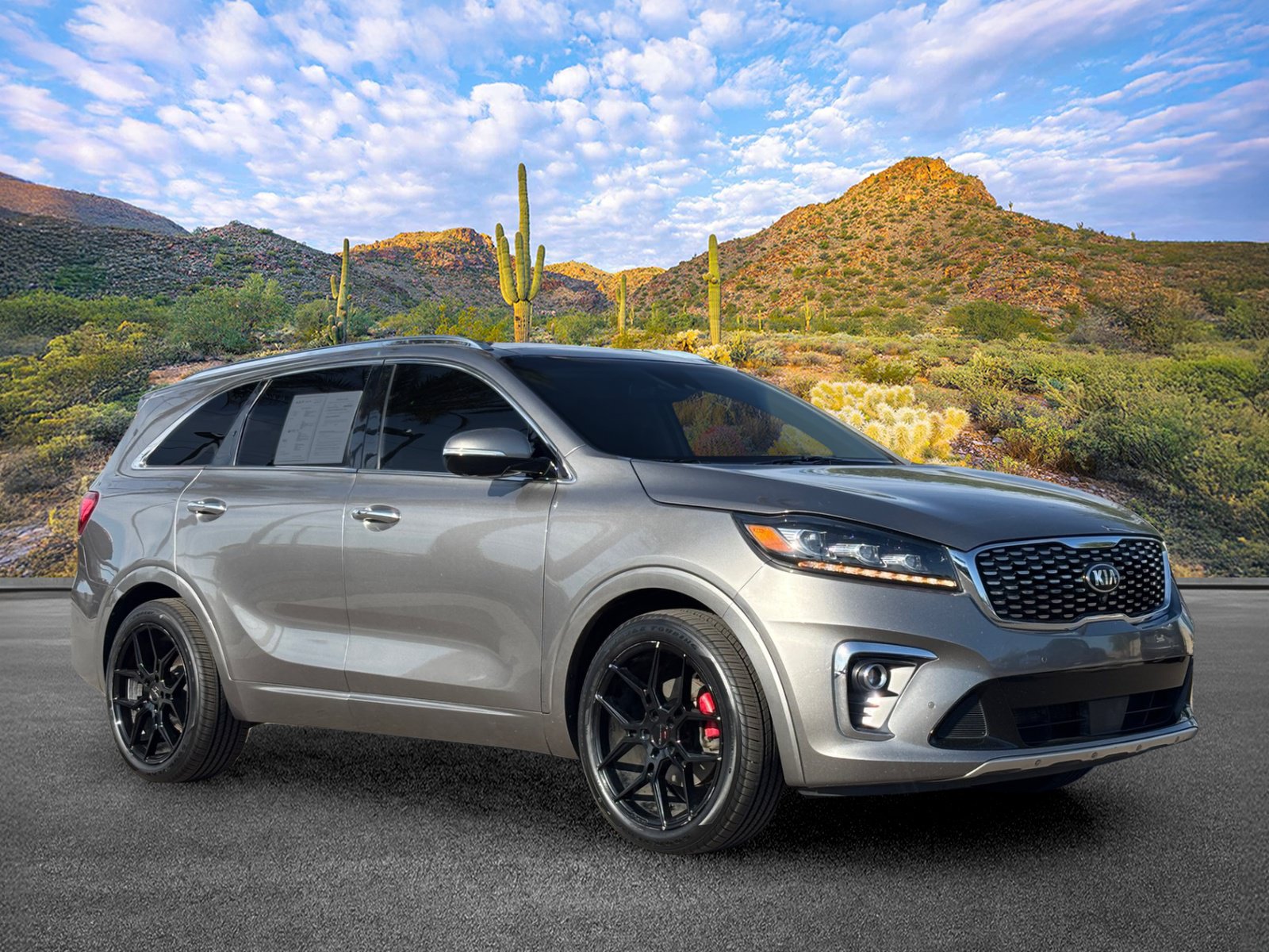 Used 2019 Kia Sorento SX w/ SX Touring Package FWD image 2