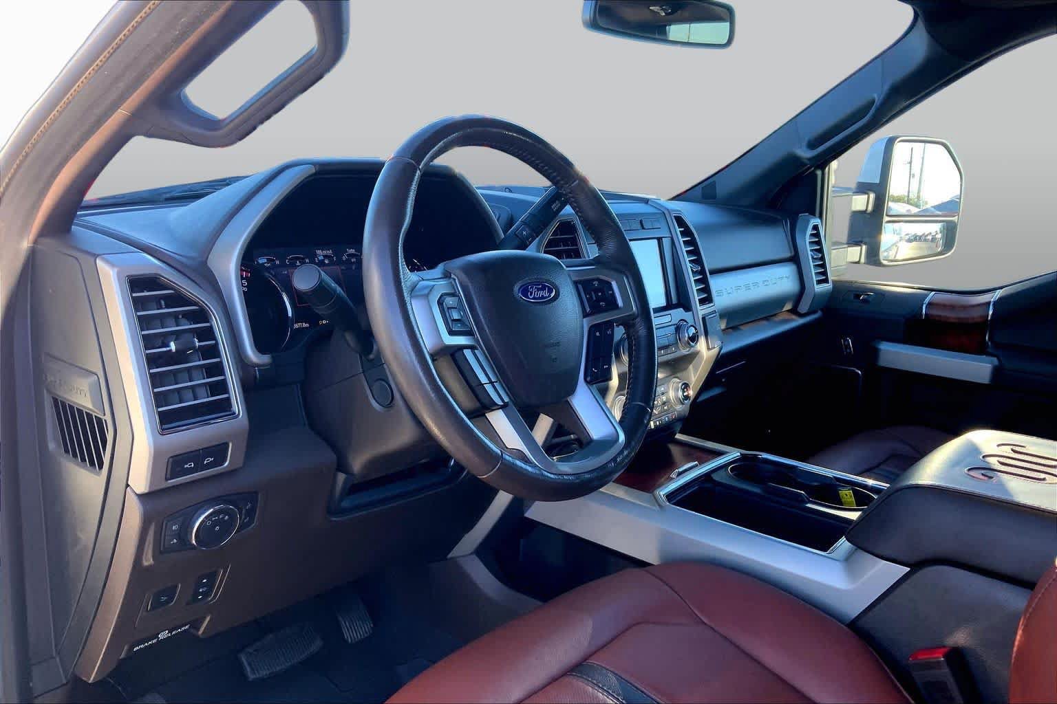 Used 2021 Ford F250 King Ranch w/ King Ranch Ultimate Package AWD/4WD image 17