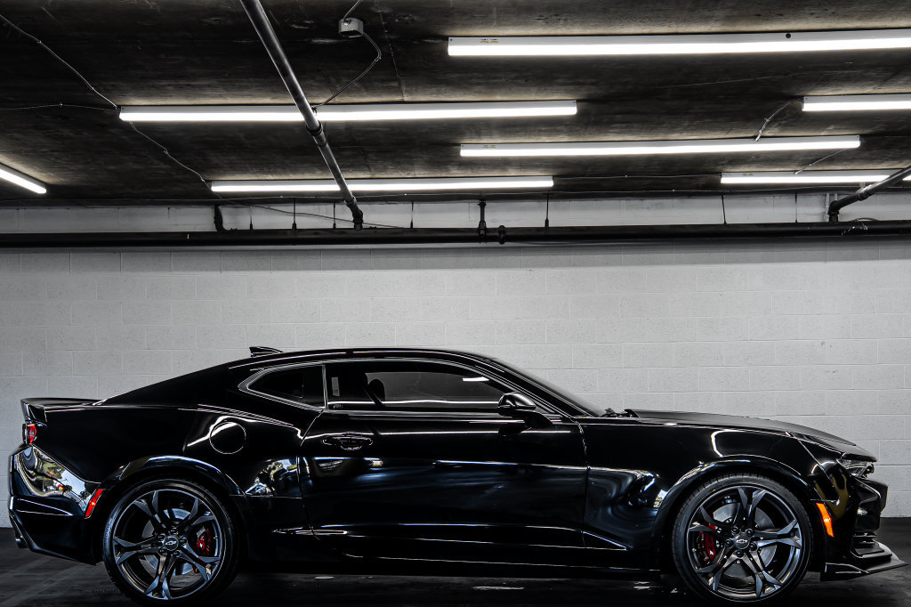 Used 2020 Chevrolet Camaro SS RWD image 6