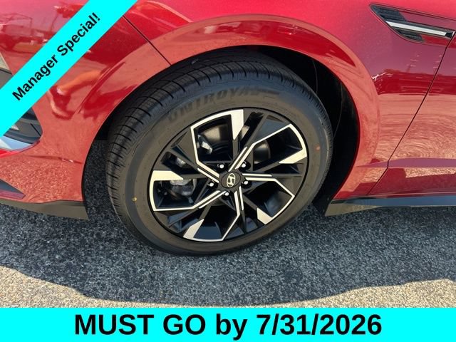 Used 2025 Hyundai Sonata SEL FWD image 10