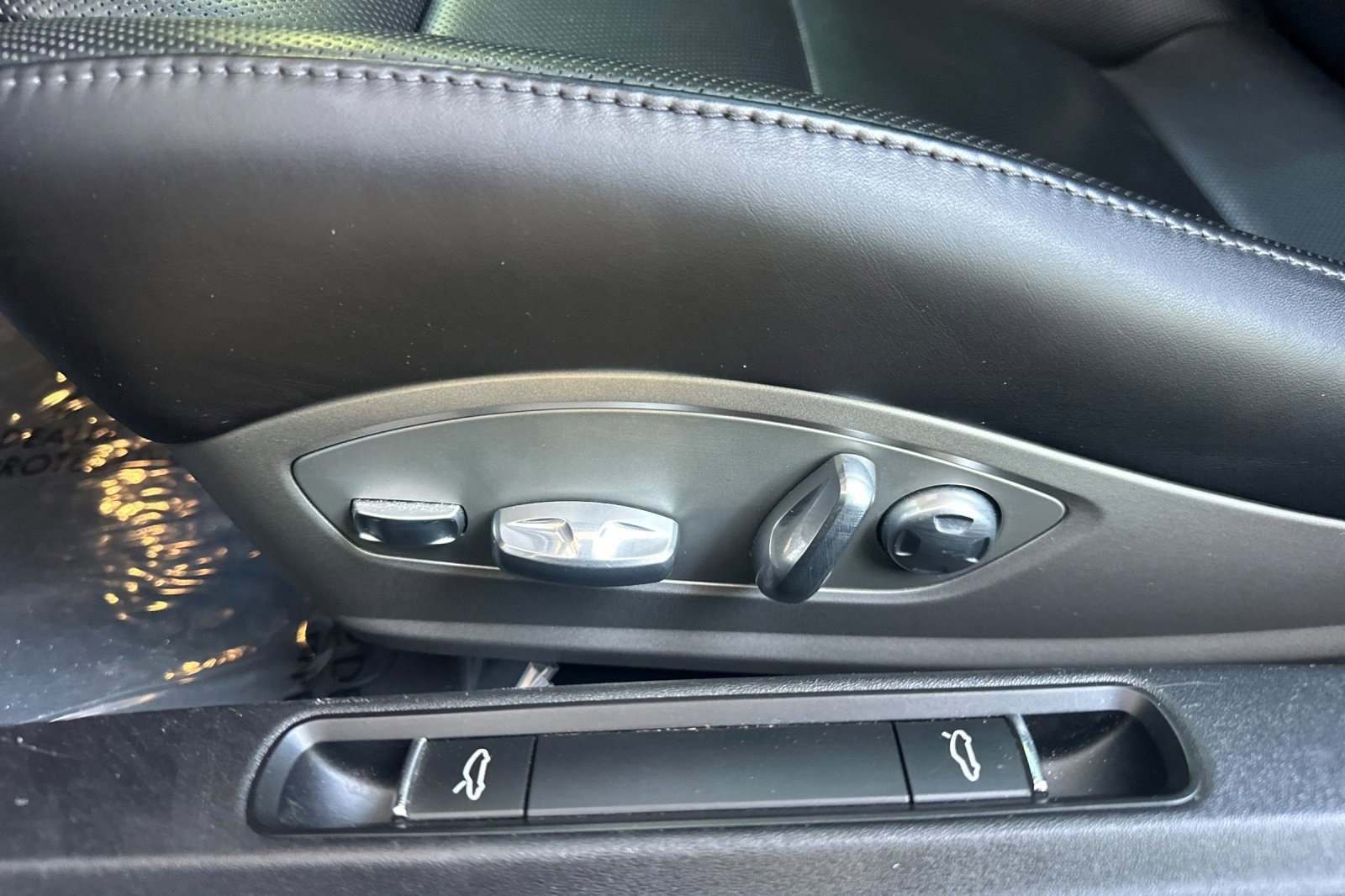 Used 2016 Porsche 911 Turbo image 13