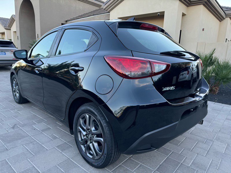 Used 2020 Toyota Yaris LE image 3