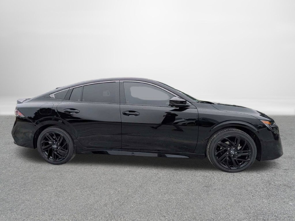 New 2027 Nissan Sentra SR w/ SR Premium Package FWD image 2