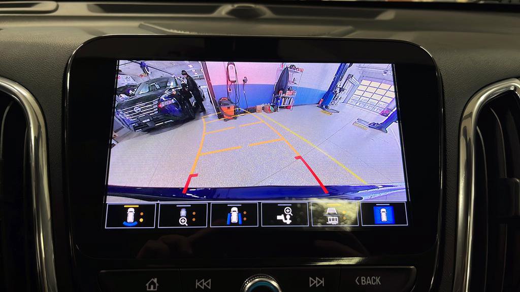Used 2022 Chevrolet Equinox Premier AWD/4WD image 14