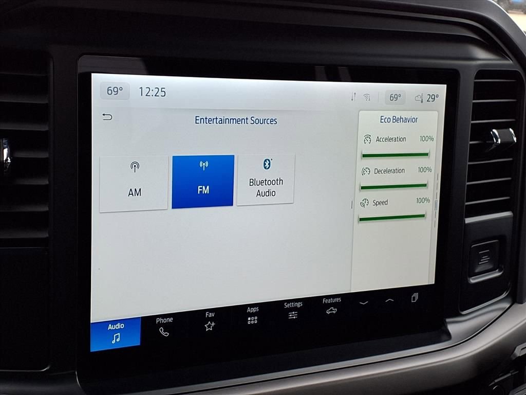 Used 2025 Ford F150 XLT w/ Equipment Group 301A Standard image 22