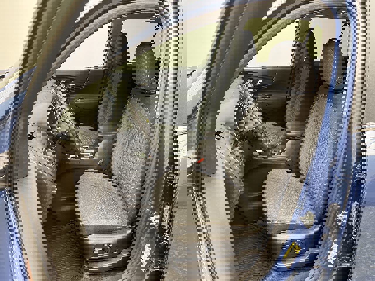 Certified 2024 Chevrolet Equinox LT image 9