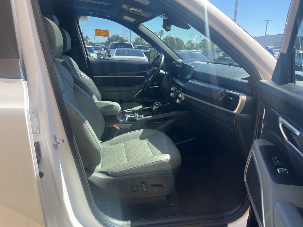 Used 2023 Kia Telluride EX X-Line image 38