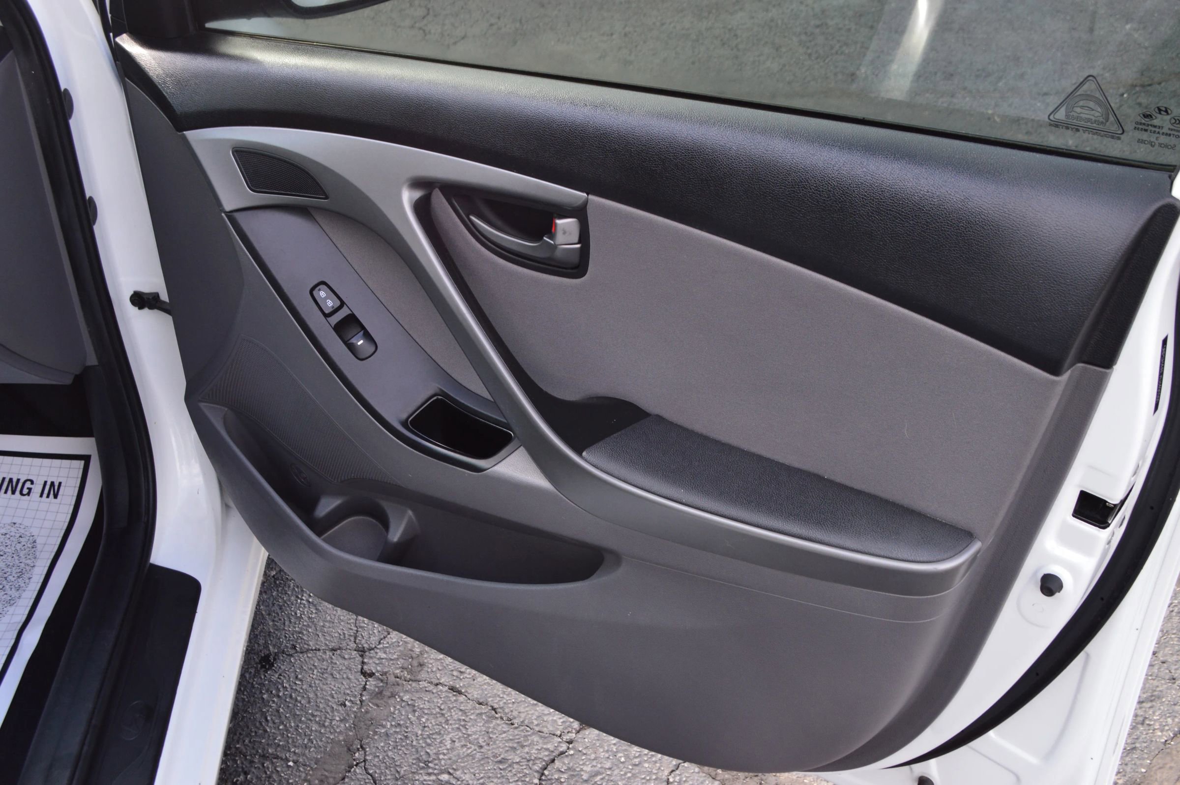 Used 2014 Hyundai Elantra SE w/ Option Group 02 image 22