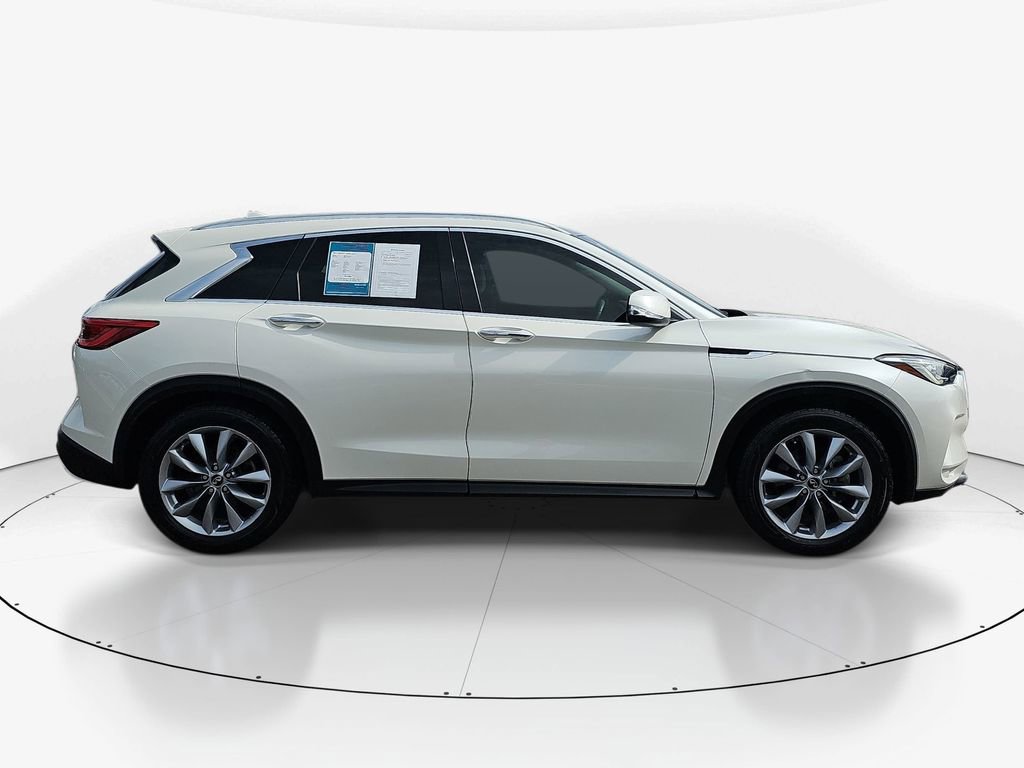 Used 2019 INFINITI QX50 Luxe w/ Navigation Package image 4