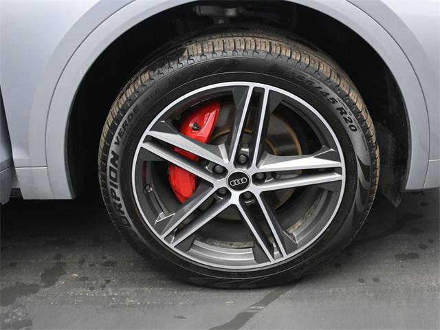 Used 2024 Audi Q5 e Premium Plus w/ Premium Plus Package image 39