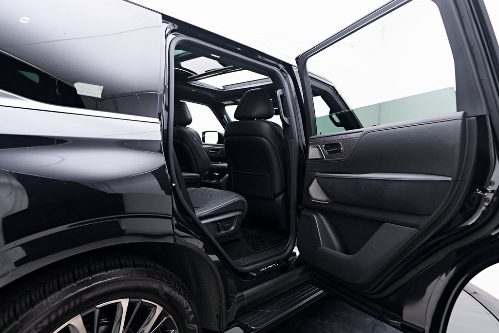 Used 2025 INFINITI QX80 Autograph w/ Autograph Exterior Package image 37
