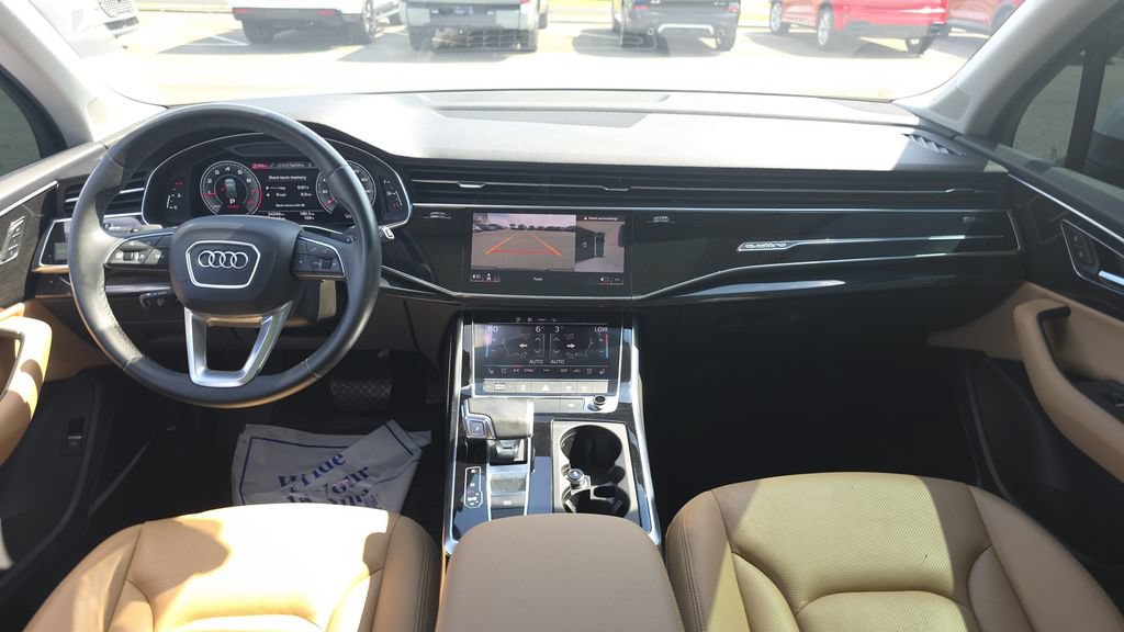 Used 2021 Audi Q7 2.0T Premium Plus AWD/4WD image 24