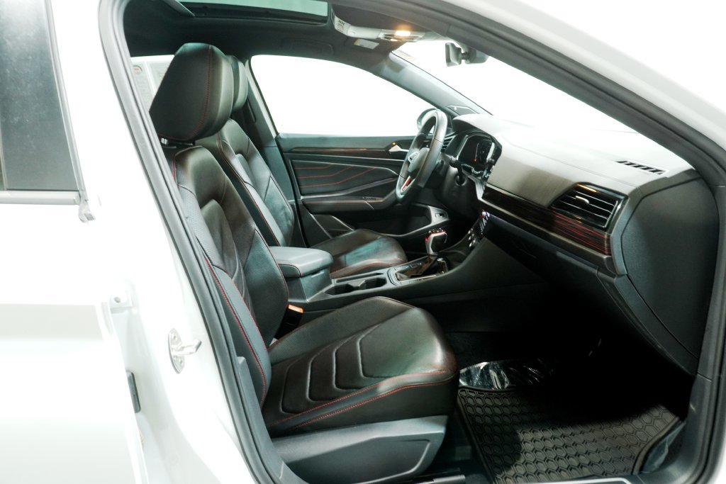 Used 2022 Volkswagen Jetta GLI Autobahn FWD image 11