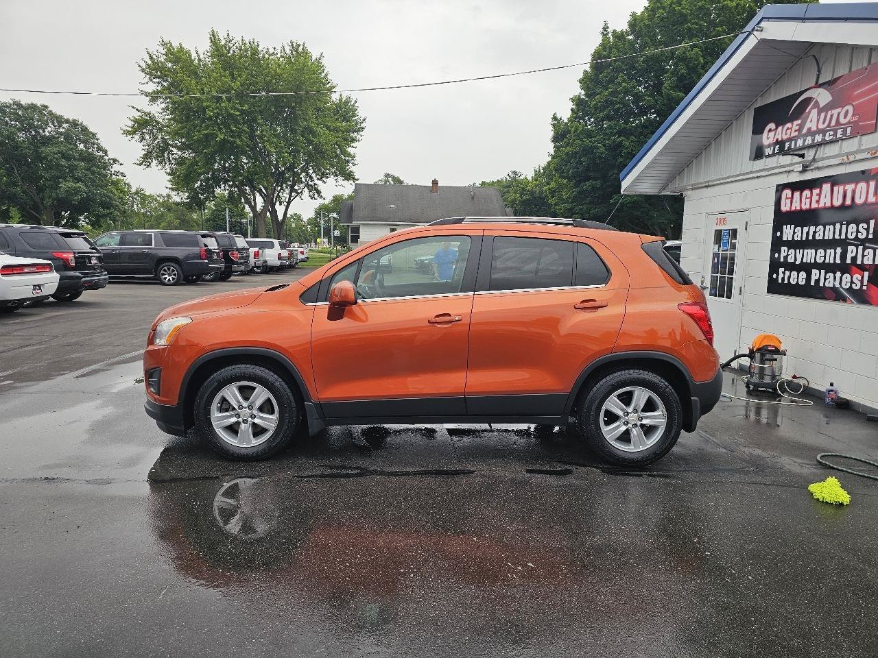 Used 2015 Chevrolet Trax LT w/ LT Sun and Sound Package FWD image 6