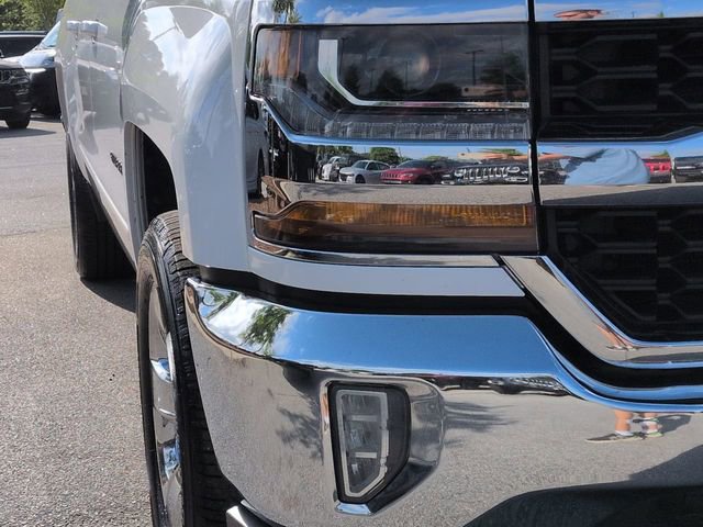 Used 2018 Chevrolet Silverado 1500 LT w/ LT Eassist Package AWD/4WD image 11