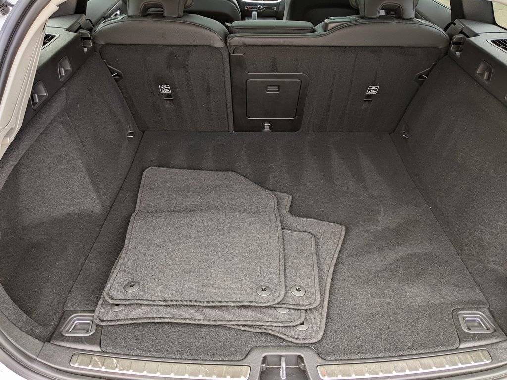 Certified 2025 Volvo V60 B5 Cross Country Plus image 26