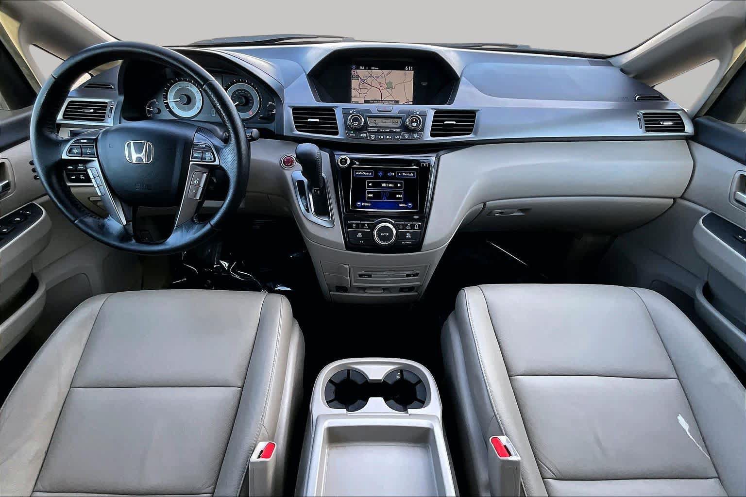 Used 2016 Honda Odyssey Touring image 16