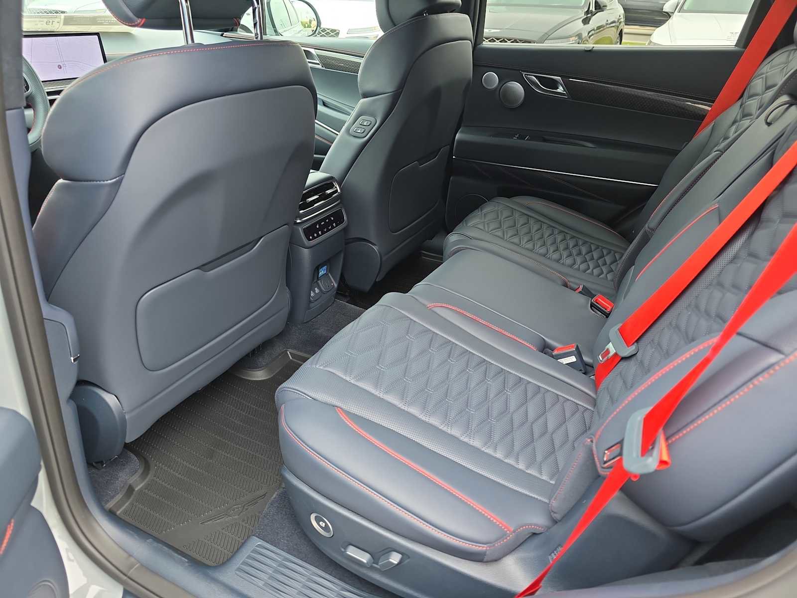 New 2026 Genesis GV80 3.5T e-SC image 24