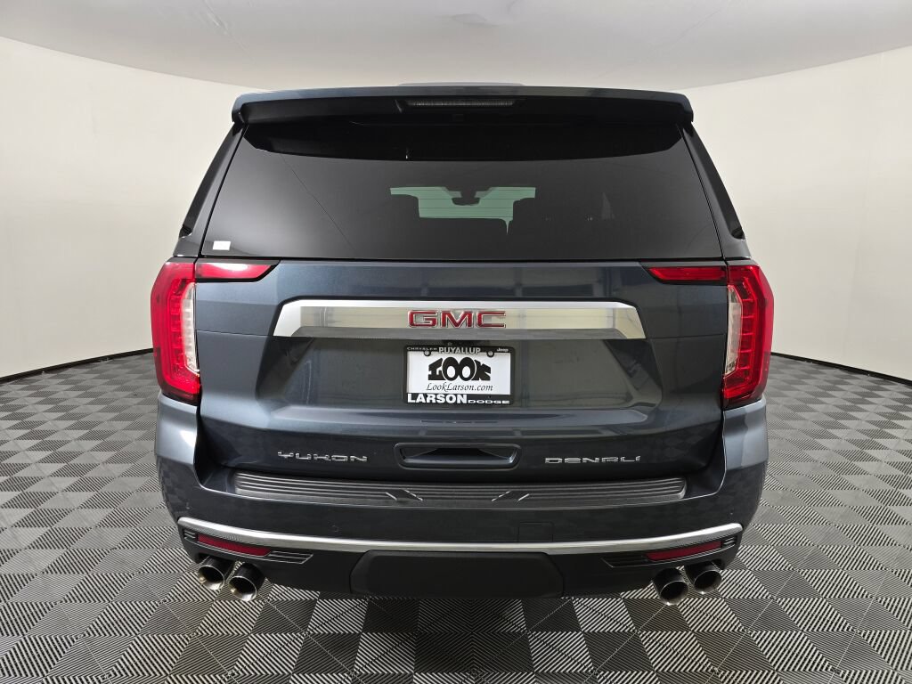 Used 2021 GMC Yukon Denali w/ Denali Ultimate Package AWD/4WD image 4