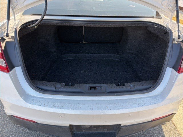 Used 2015 Ford Taurus Limited w/ Equipment Group 301A image 20