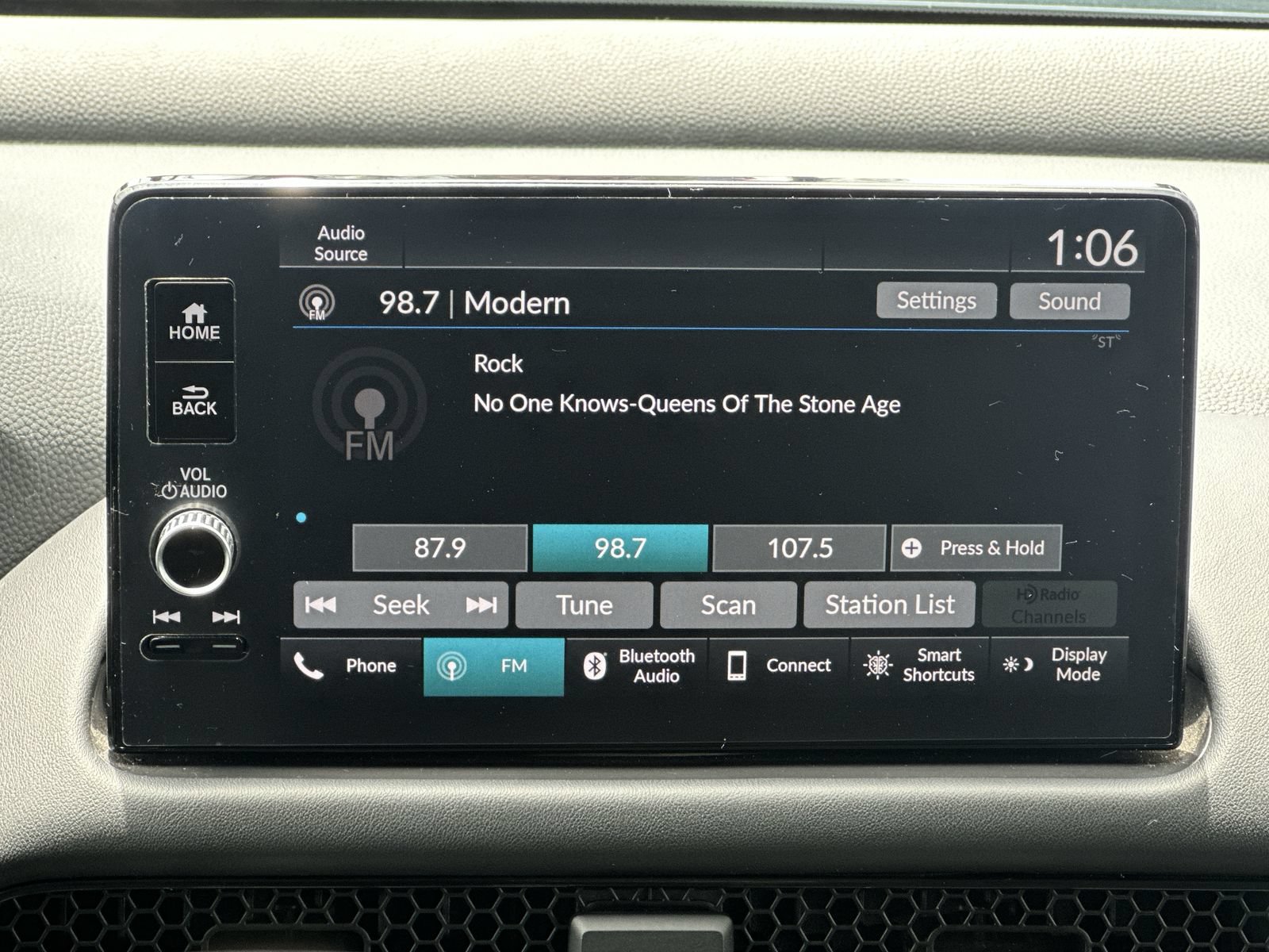 Used 2025 Honda HR-V EX-L image 26