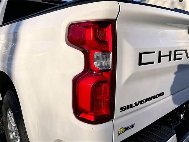 Used 2021 Chevrolet Silverado 1500 RST w/ Convenience Package II image 33