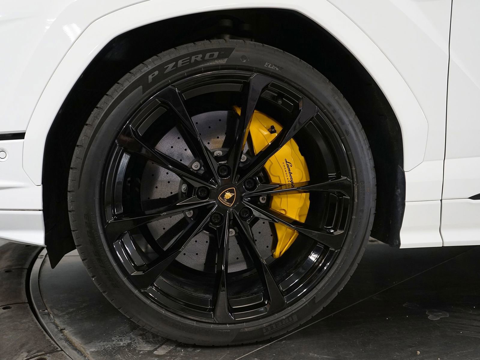 Used 2024 Lamborghini Urus S image 10