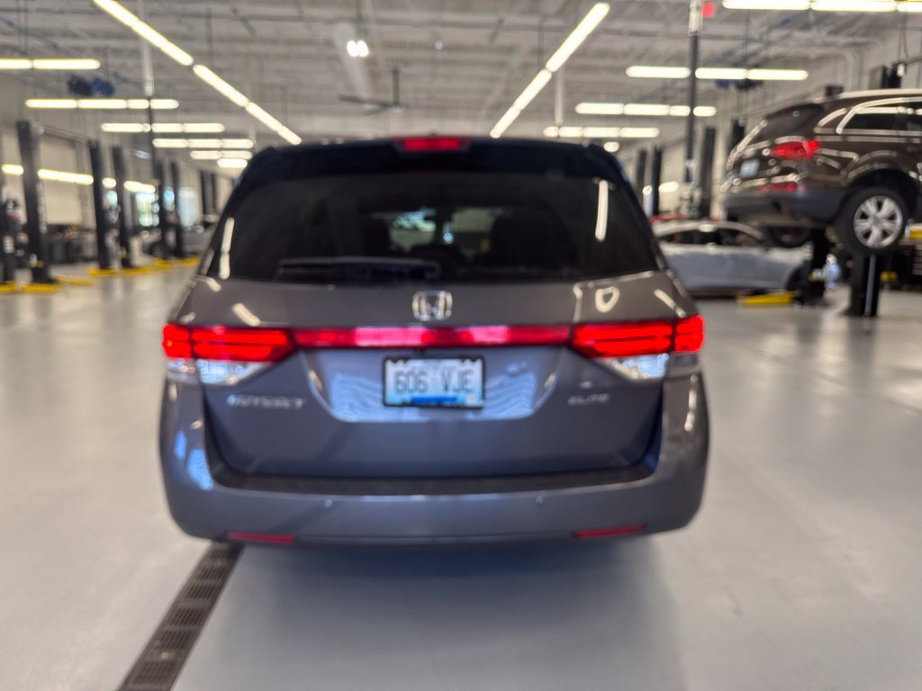 Used 2016 Honda Odyssey Touring Elite image 6