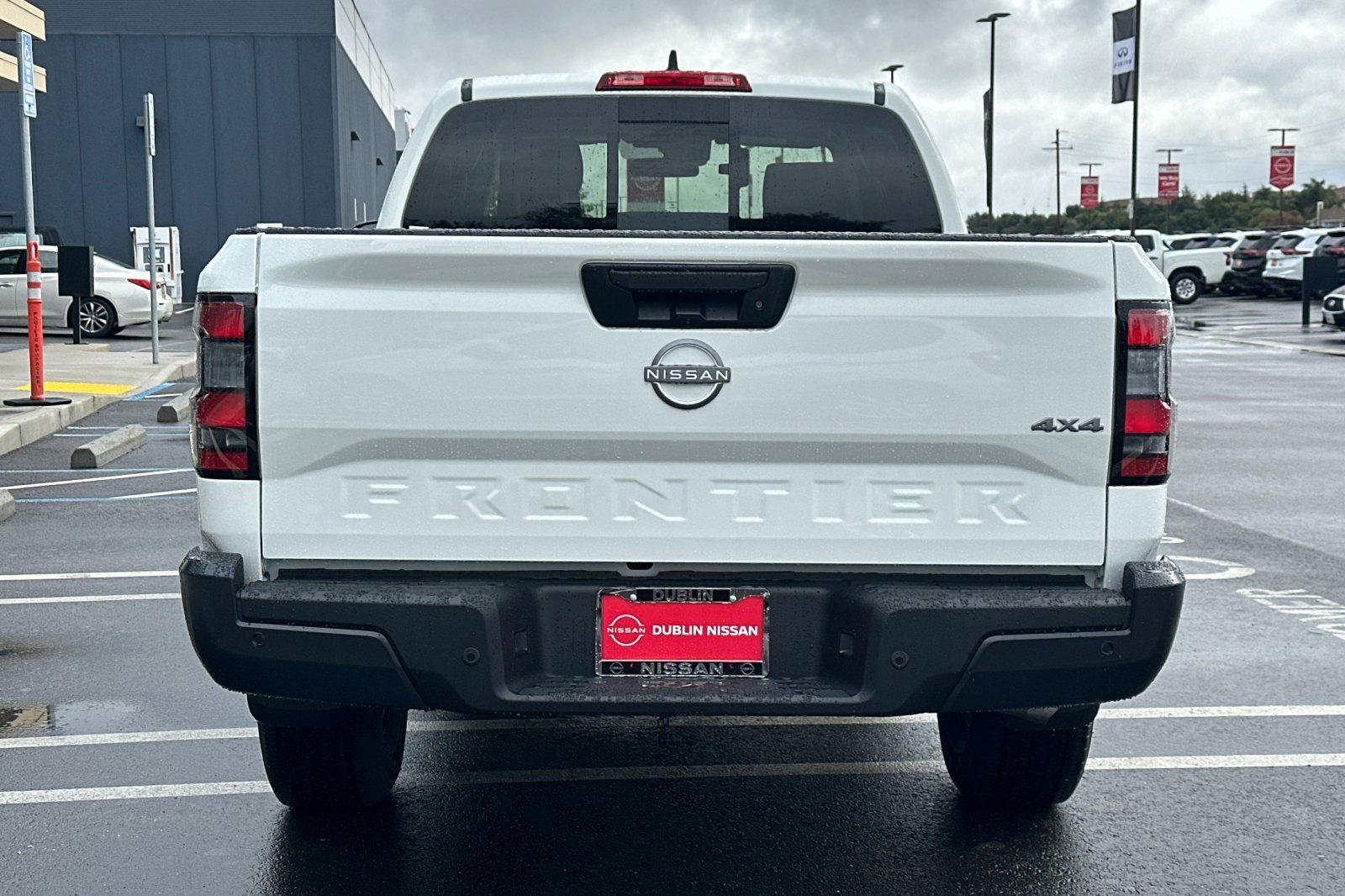 New 2026 Nissan Frontier S image 5