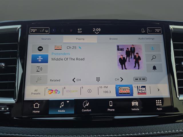 New 2026 Chrysler Pacifica Select FWD image 17